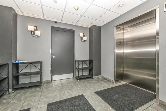 $324,900 | 1515 North Van Buren Street, Unit 208, Milwaukee, WI 53202