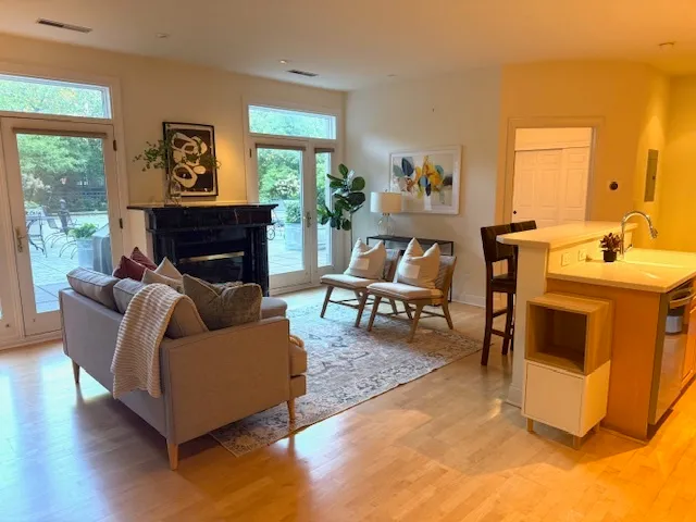 $324,900 | 1515 North Van Buren Street, Unit 208, Milwaukee, WI 53202