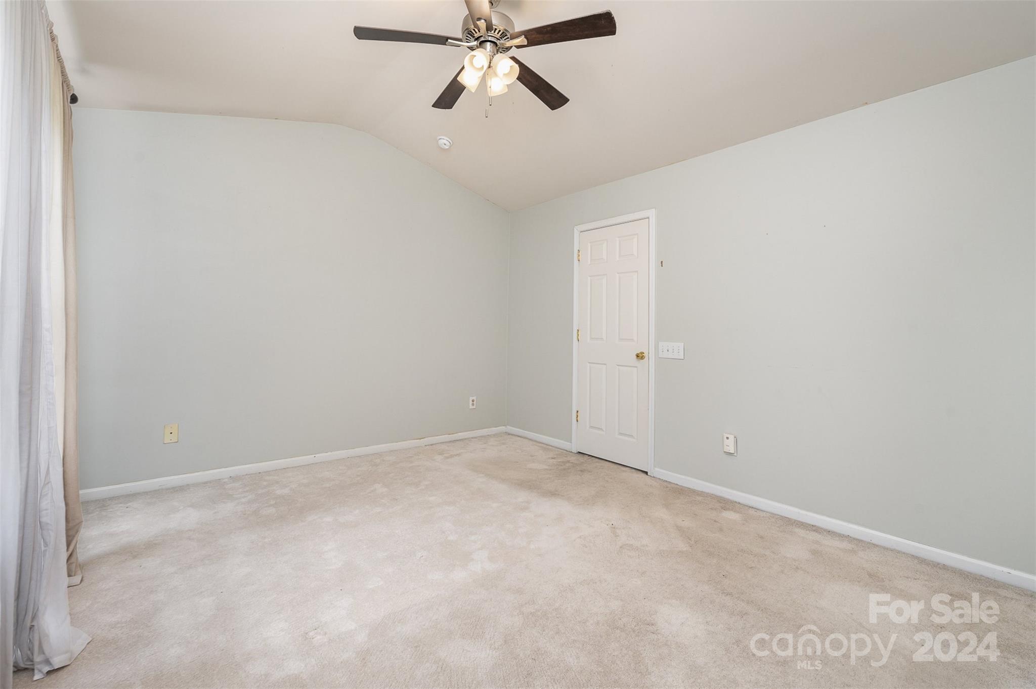 6604 Rothchild Drive Charlotte, NC 28270 - Photo 14 of 32 a view of an empty room