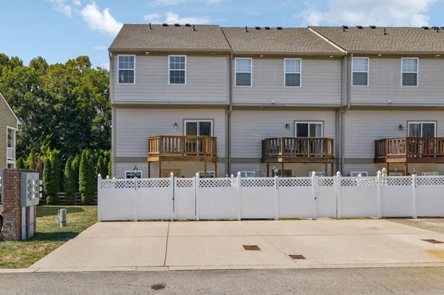 $329,999 | 2422 Anson Lane, Nashville, TN 37211