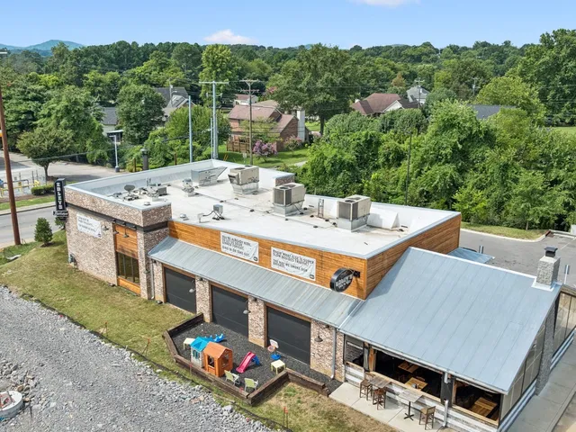 $329,999 | 2422 Anson Lane, Nashville, TN 37211