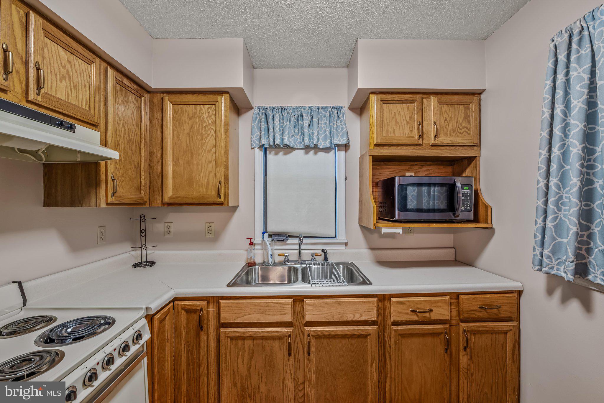 160 Main Street Ridgeley, WV 26753 - Photo 46 of 68 Kitchen