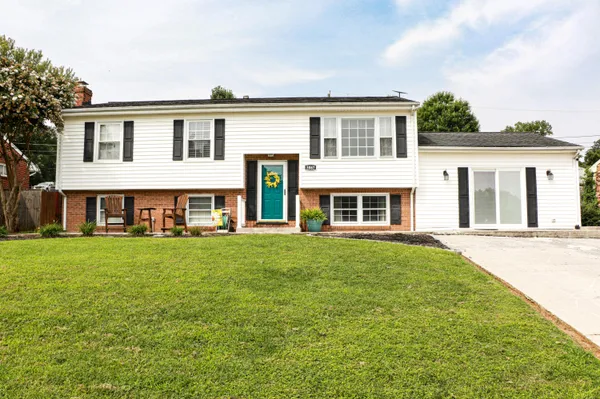 $359,950 | 3067 Parham Drive, Roanoke, VA 24014