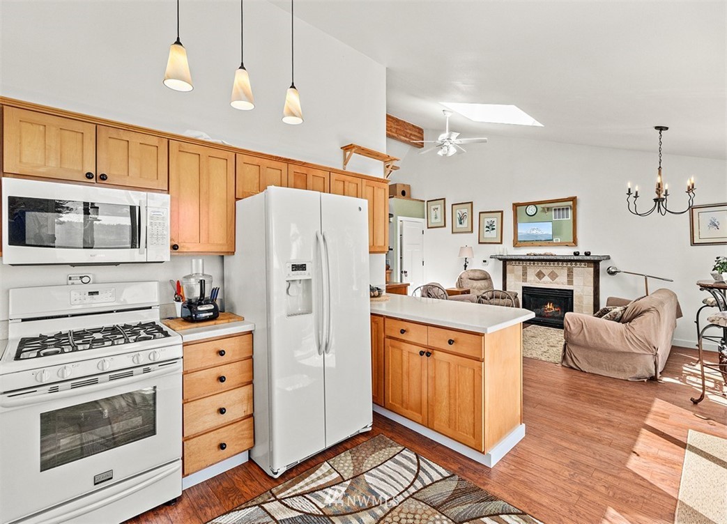 7465 View Park Road Southeast Port Orchard, WA 98367 - Photo 11 of 38 Gallery Image 11