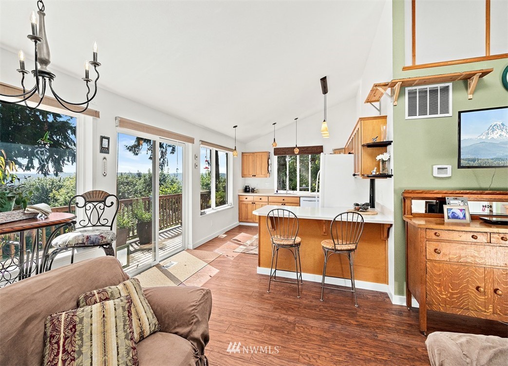 7465 View Park Road Southeast Port Orchard, WA 98367 - Photo 7 of 38 Gallery Image 7