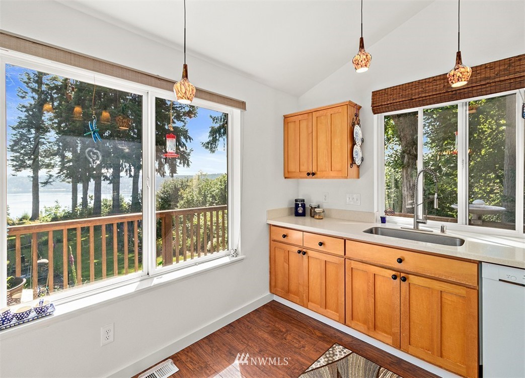 7465 View Park Road Southeast Port Orchard, WA 98367 - Photo 10 of 38 Gallery Image 10