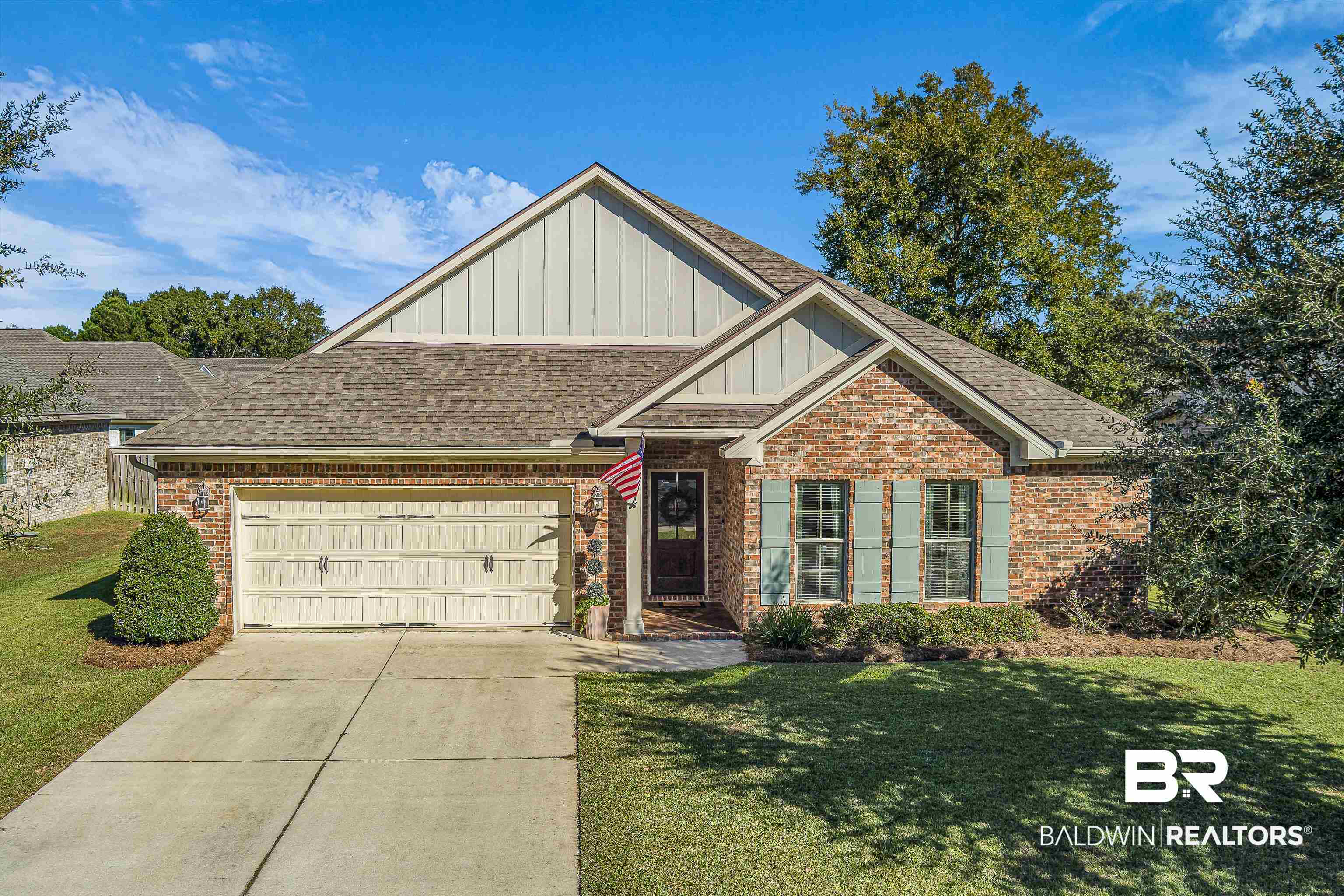 243 Hawthorne Circle Fairhope, AL 36532 - Photo 1 of 37