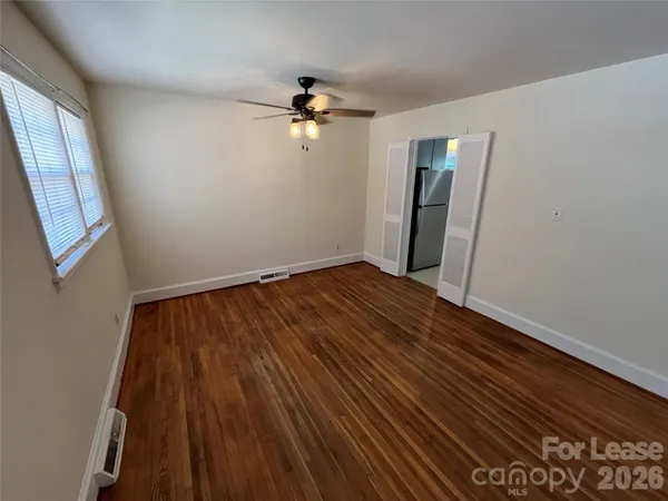 $1,445 | 1932 Sandhurst Drive, Charlotte, NC 28205