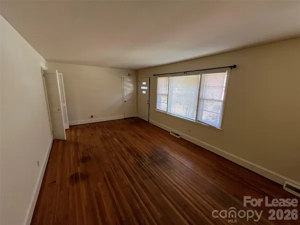 $1,445 | 1932 Sandhurst Drive, Charlotte, NC 28205