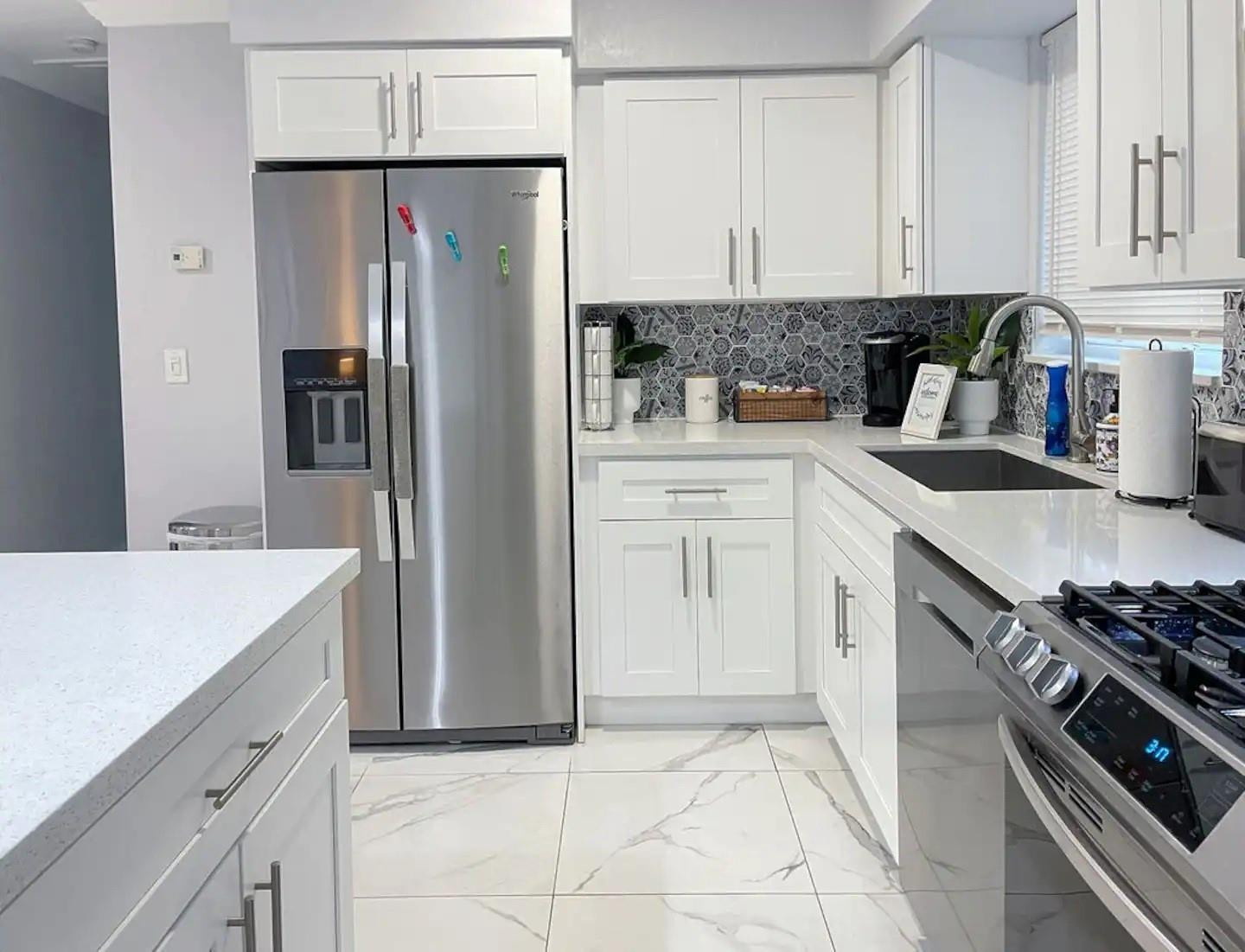 7890 Raleigh Street Hollywood, FL 33024 - Photo 3 of 53 Photo 3