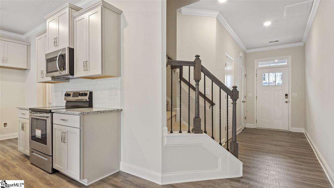 405 Yellow Fox Road, Unit 170 Greer, SC 29651 - Photo 2 of 23
