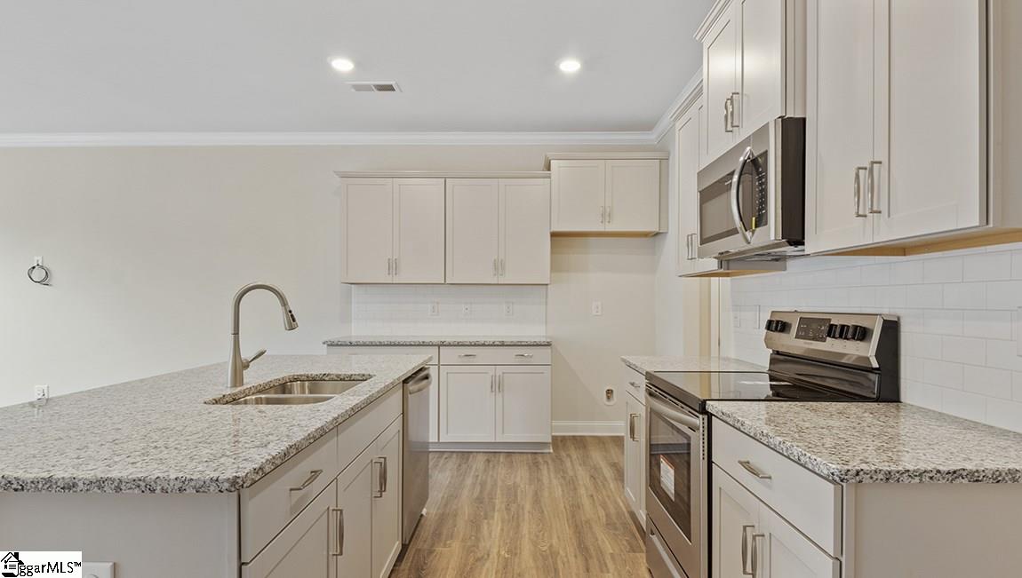 405 Yellow Fox Road, Unit 170 Greer, SC 29651 - Photo 6 of 23