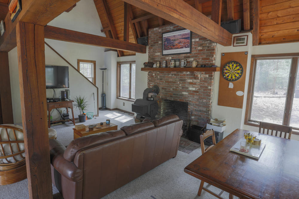 92 Old North Road Brewster, MA 02631 - Photo 5 of 13 180506_00041_ VT