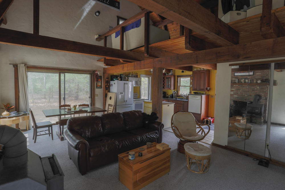 92 Old North Road Brewster, MA 02631 - Photo 7 of 13 180506_00063_ VT
