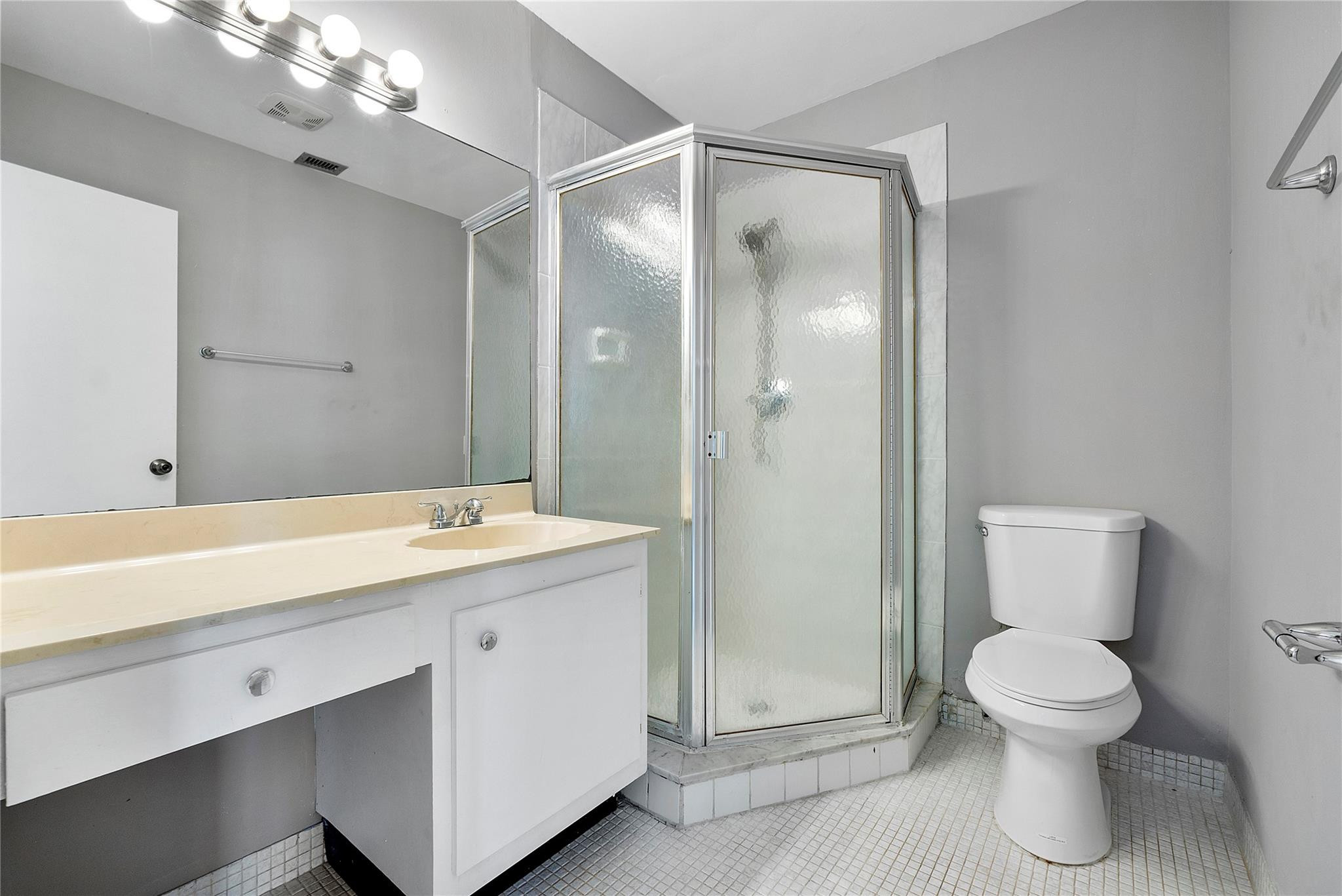 9185 Southwest 5th Street, Unit A Boca Raton, FL 33428 - Photo 11 of 18 Photo 11