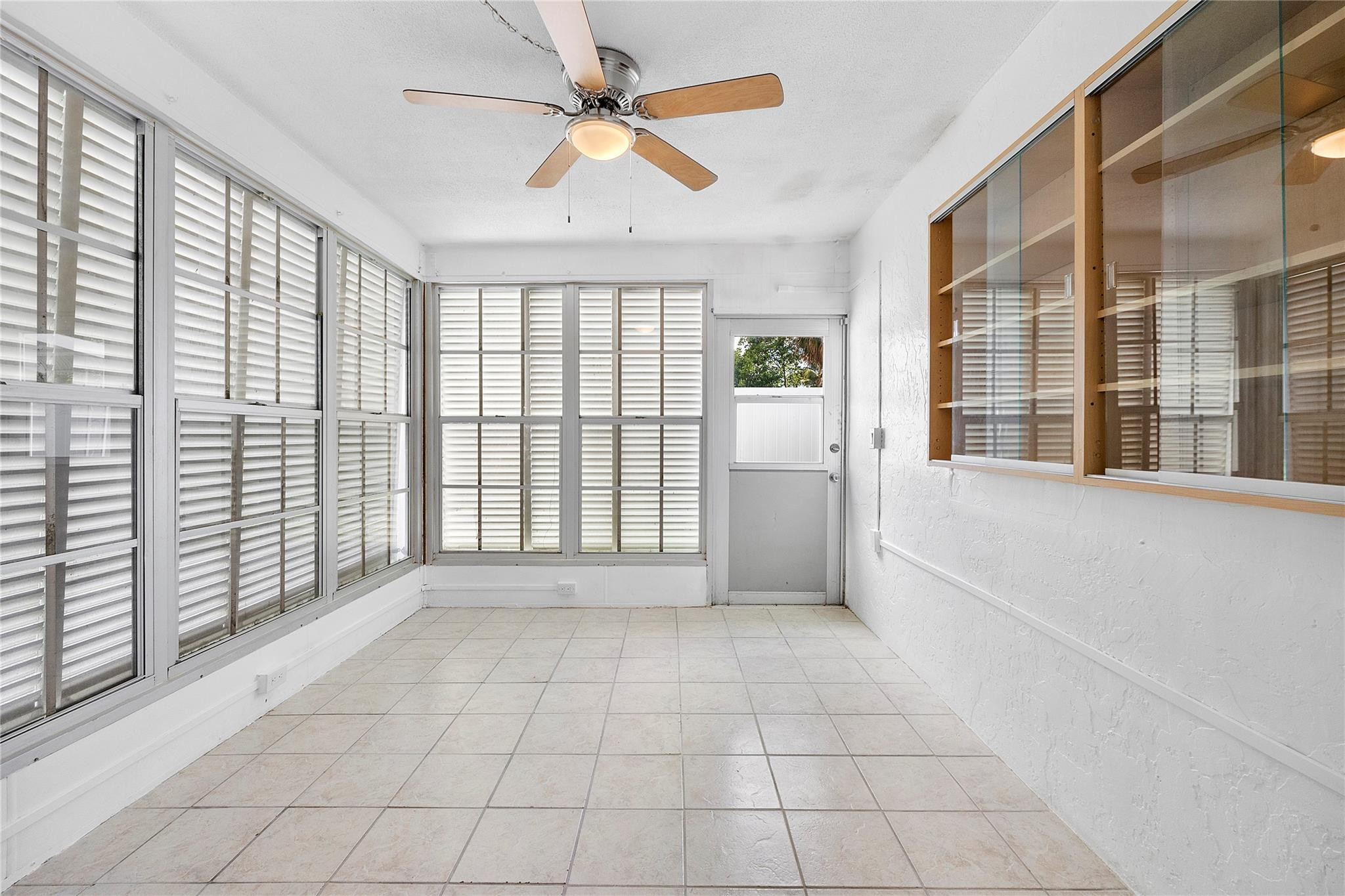 9185 Southwest 5th Street, Unit A Boca Raton, FL 33428 - Photo 13 of 18 Photo 13