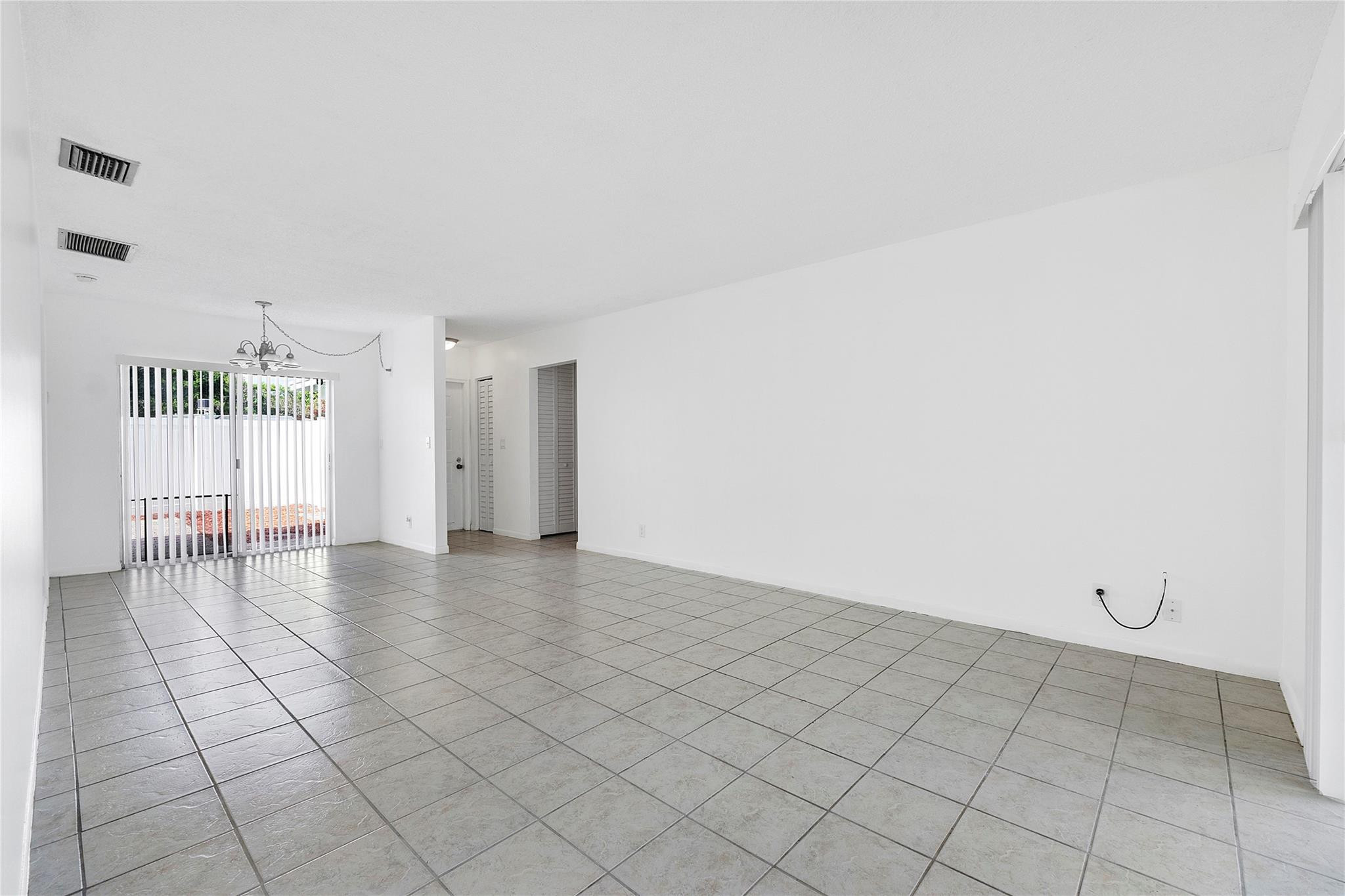 9185 Southwest 5th Street, Unit A Boca Raton, FL 33428 - Photo 5 of 18 Photo 5