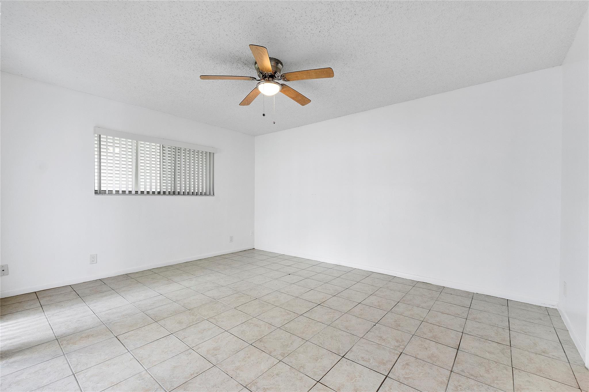 9185 Southwest 5th Street, Unit A Boca Raton, FL 33428 - Photo 8 of 18 Photo 8
