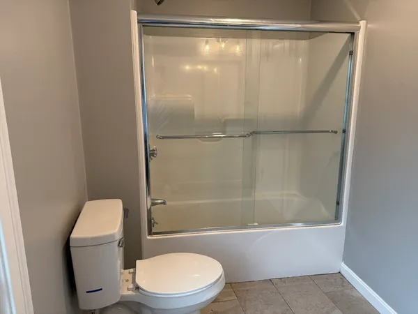 $2,500 | 10 Leyden Street, Unit 3, Plymouth, MA 02360