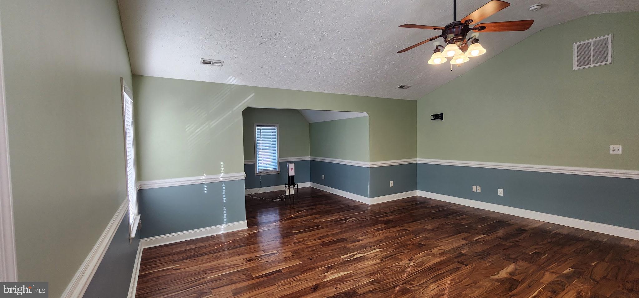 35175 Pheasant Ridge Road Locust Grove, VA 22508 - Photo 43 of 80 Spacious room with elegant finishes.