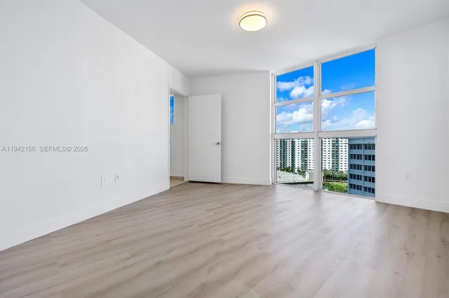 $7,500 | 19111 Collins Avenue, Unit 1102, Sunny Isles Beach, FL 33160