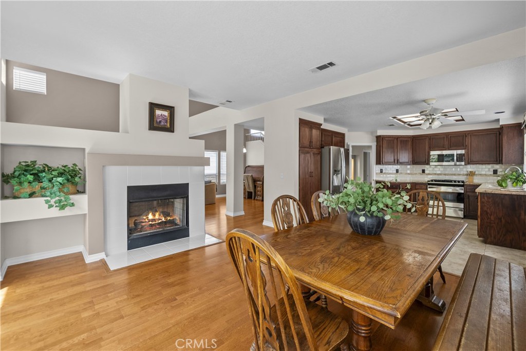 19346 Santa Maria Drive Newhall, CA 91321 - Photo 11 of 43