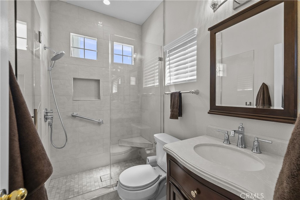 19346 Santa Maria Drive Newhall, CA 91321 - Photo 16 of 43