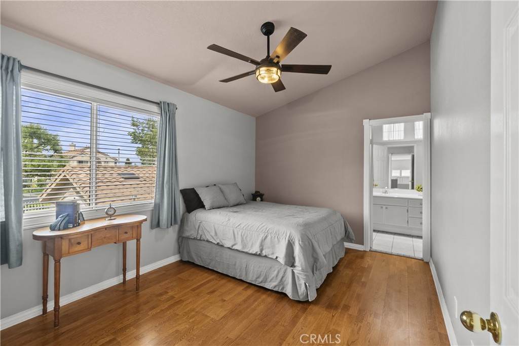 19346 Santa Maria Drive Newhall, CA 91321 - Photo 25 of 43