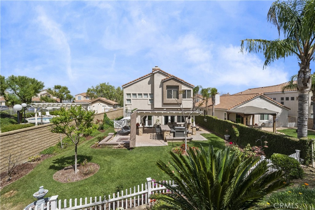 19346 Santa Maria Drive Newhall, CA 91321 - Photo 3 of 43