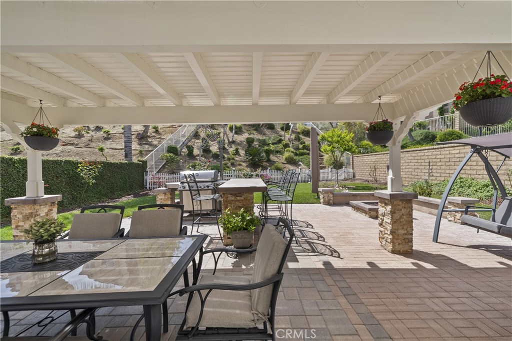 19346 Santa Maria Drive Newhall, CA 91321 - Photo 31 of 43