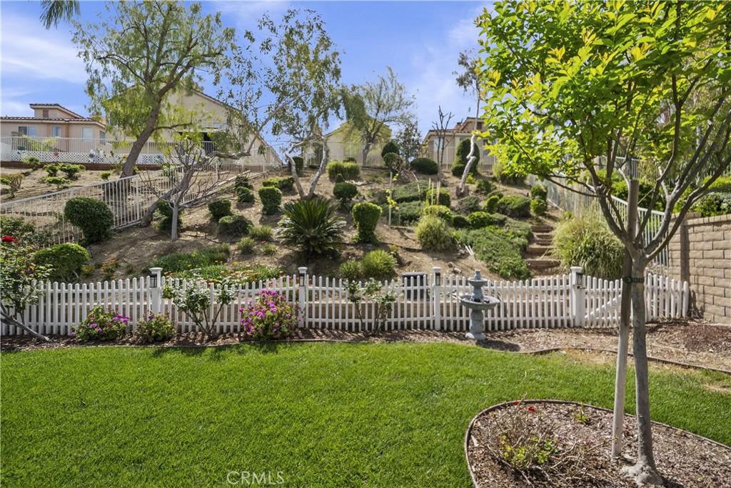 19346 Santa Maria Drive Newhall, CA 91321 - Photo 34 of 43