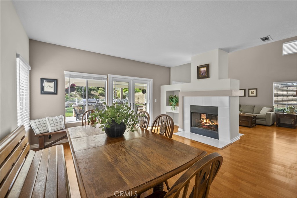 19346 Santa Maria Drive Newhall, CA 91321 - Photo 9 of 43