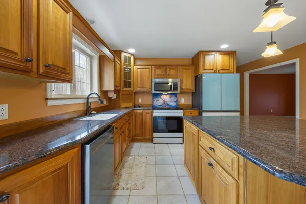 $659,000 | 27 Town Farm Road, Hampden, ME 04444