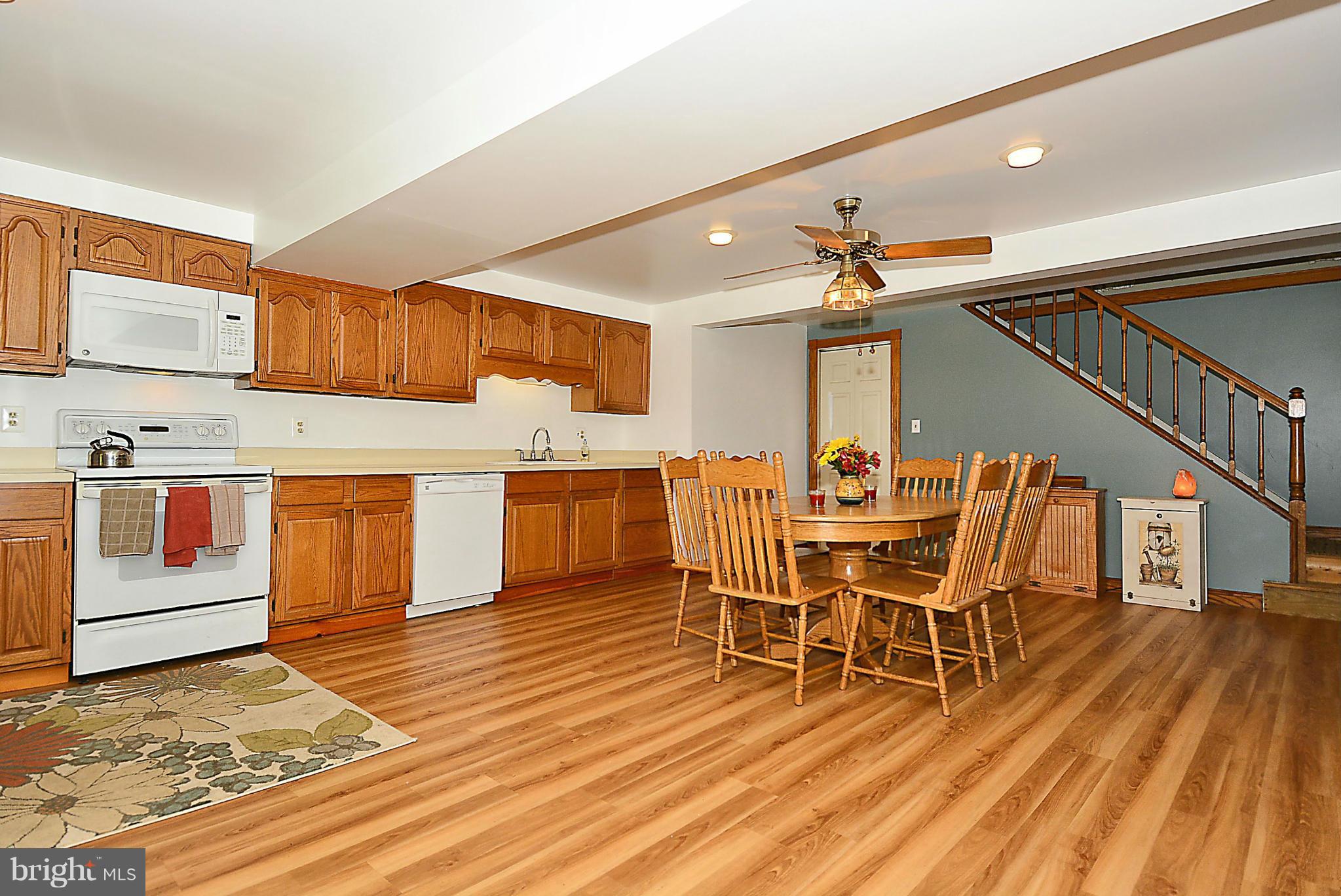 4500 London Bridge Road Sykesville, MD 21784 - Photo 6 of 18 Kitchen