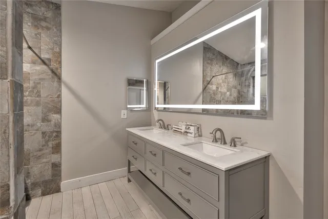 $2,600 | 4131 Valley Haven Drive, Houston, TX 77339