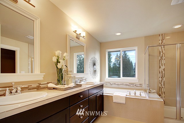 129 184th Street Southwest Bothell, WA 98012 - Photo 4 of 13
