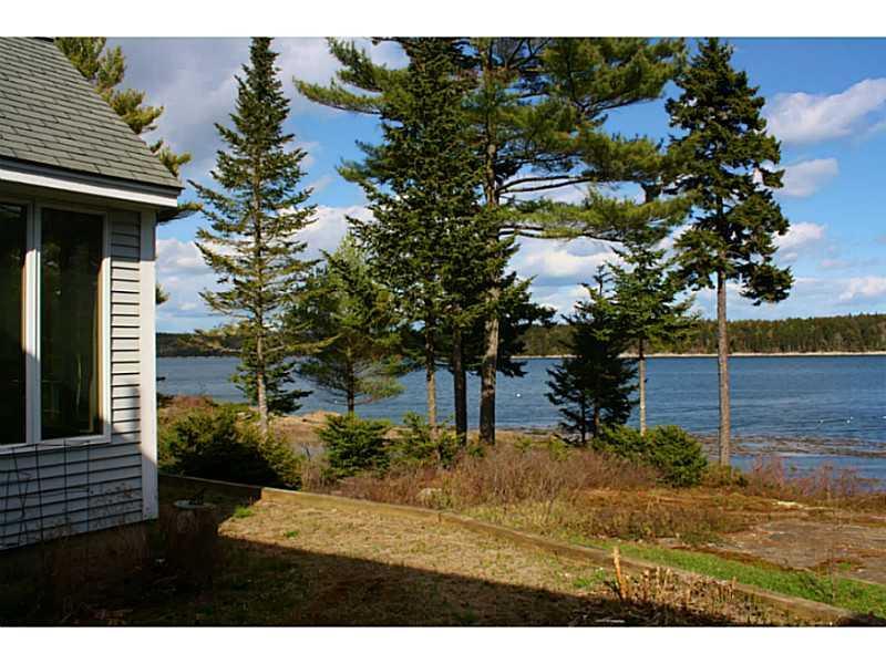 73 East Cundys Point Harpswell, ME 04079 - Photo 4 of 35 Exterior Front.