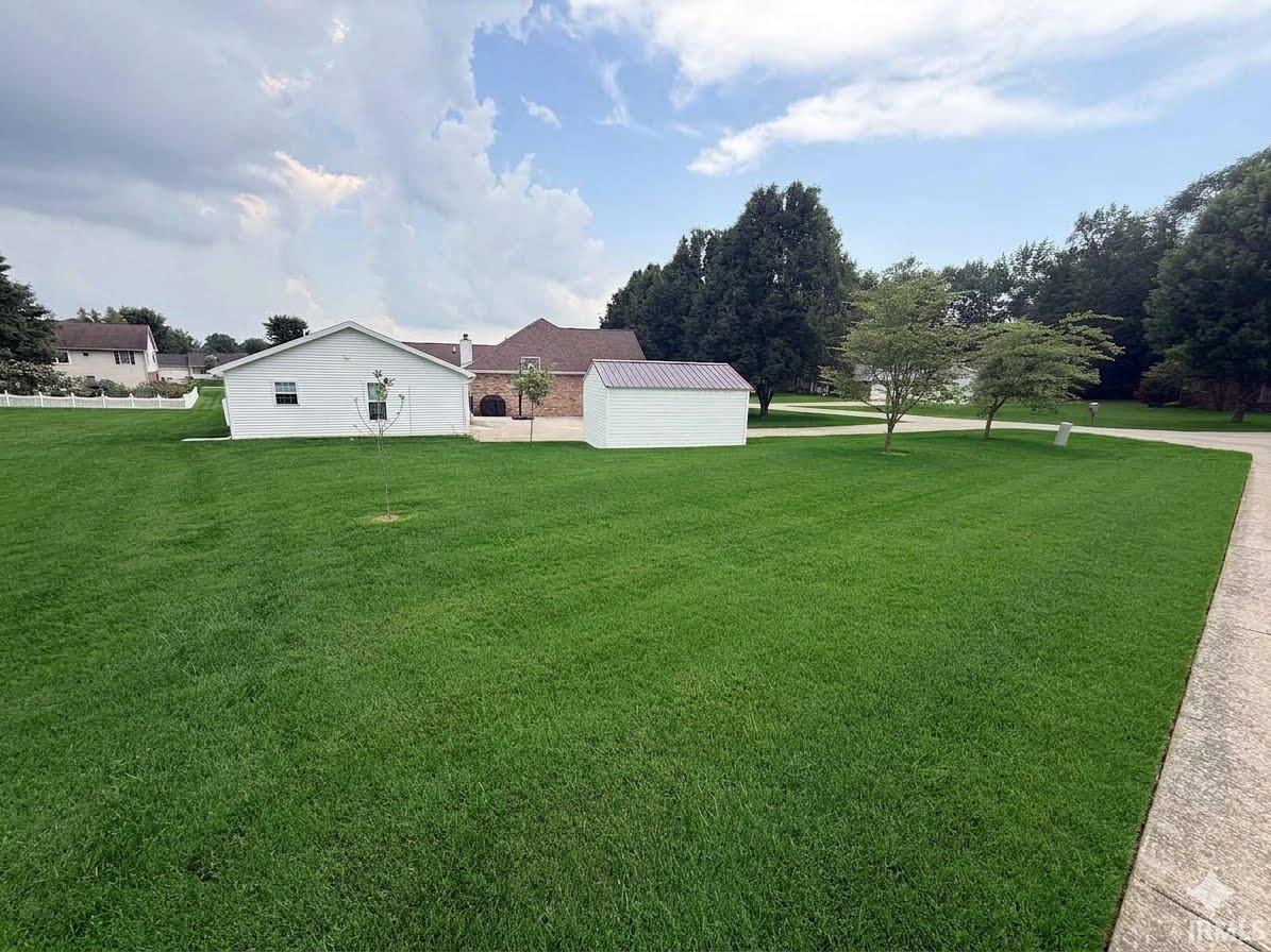 4 White Ridge Court Washington, IN 47501 - Photo 5 of 40