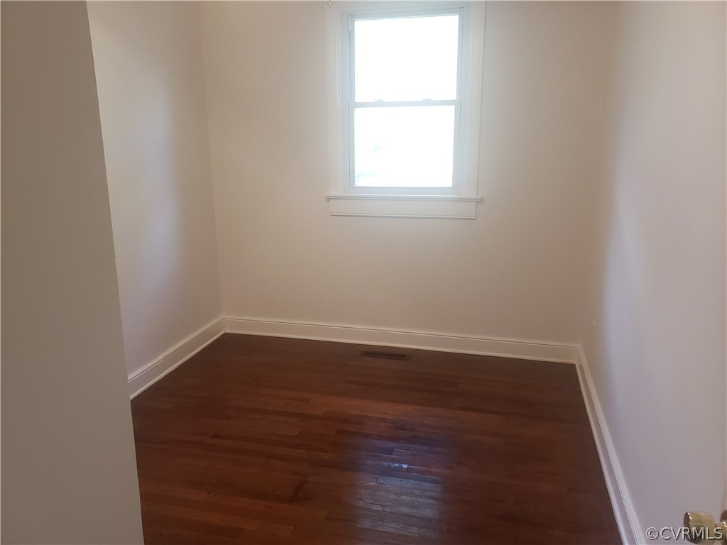 3501 Sylvania Road Chester, VA 23831 - Photo 7 of 14