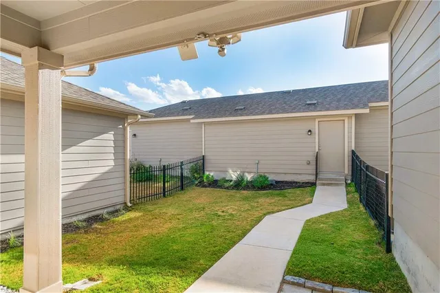 $1,850 | 129 Adage Drive, Pflugerville, TX 78660