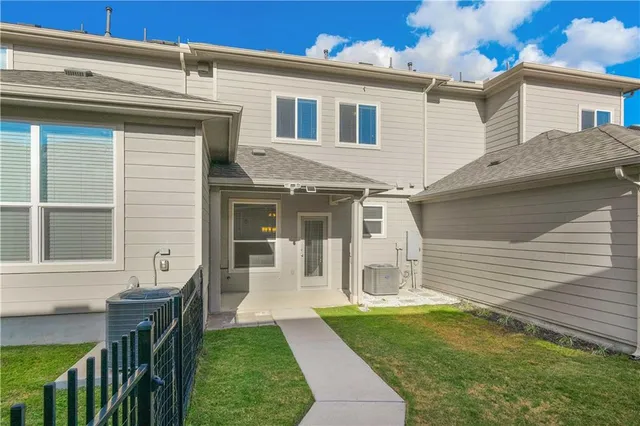 $1,850 | 129 Adage Drive, Pflugerville, TX 78660