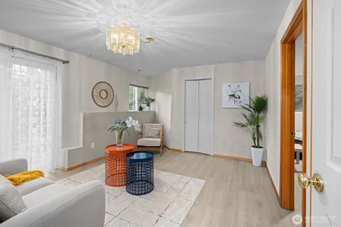 $950,000 | 1611 Northeast Perkins Way, Shoreline, WA 98155