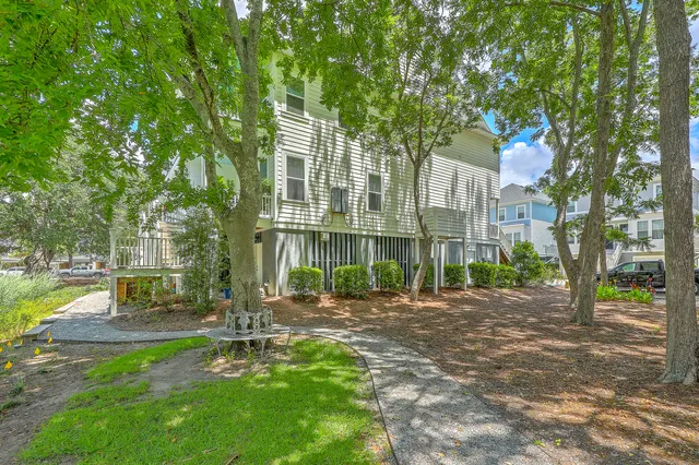 $675,000 | 129 Howard Mary Drive, Unit A, Charleston, SC 29412