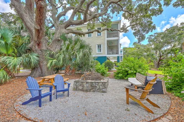 $675,000 | 129 Howard Mary Drive, Unit A, Charleston, SC 29412