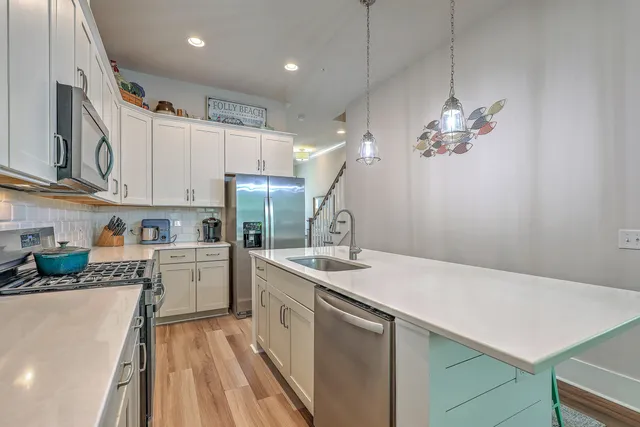 $675,000 | 129 Howard Mary Drive, Unit A, Charleston, SC 29412