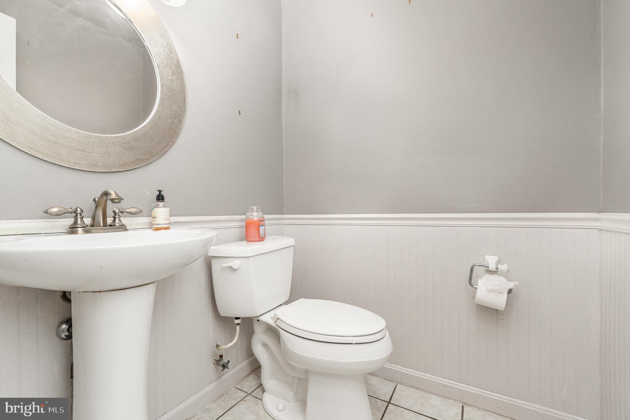 1501 Pelham Road Harrisburg, PA 17110 - Photo 7 of 34 1st Floor Half Bath