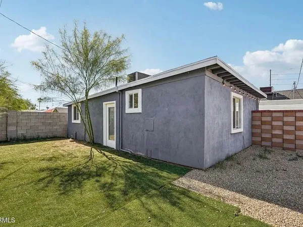 $1,650 | 2118 East Oak Street, Unit B, Phoenix, AZ 85006
