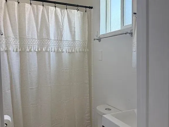 $1,650 | 2118 East Oak Street, Unit B, Phoenix, AZ 85006