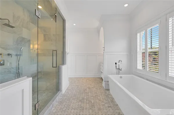 $20,000 | 52 Quogue Street, Quogue, NY 11959