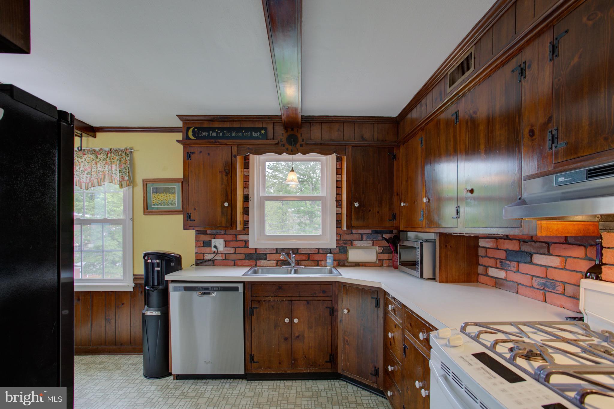 1118 Ranck Mill Road Lancaster, PA 17602 - Photo 14 of 32 Kitchen